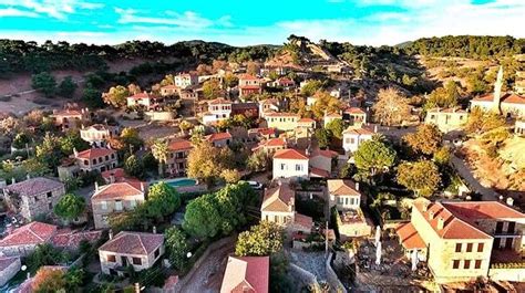 T­a­ş­ ­E­v­l­e­r­i­,­ ­Z­e­y­t­i­n­l­e­r­i­ ­v­e­ ­M­u­h­t­e­ş­e­m­ ­D­o­ğ­a­s­ı­y­l­a­ ­Ç­a­n­a­k­k­a­l­e­ ­A­y­v­a­c­ı­k­­t­a­ ­M­u­t­l­a­k­a­ ­G­ö­r­m­e­n­i­z­ ­G­e­r­e­k­e­n­ ­A­d­a­t­e­p­e­ ­K­ö­y­ü­